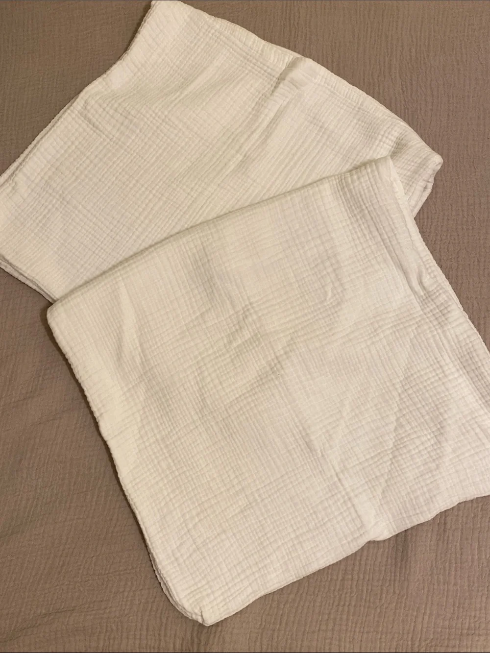 Parachute White Muslin Cotton 2 King Size Pillowcase.